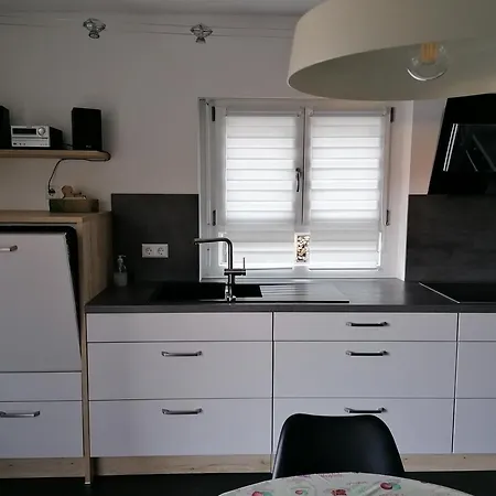 Apartament In Mit Grossem Balkon *