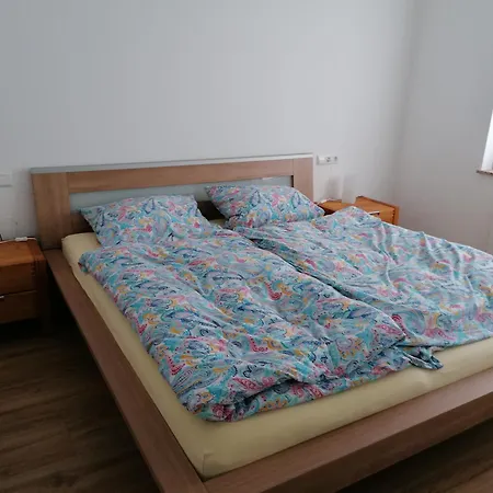 Apartment In Mit Großem Balkon