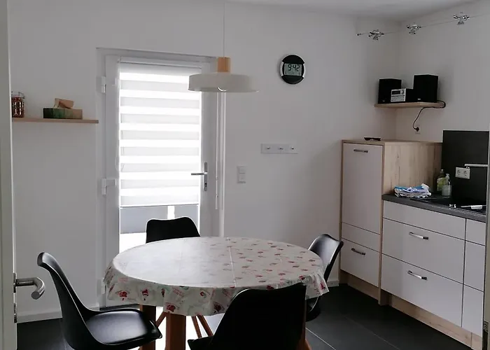 In Mit Grossem Balkon * Teningen