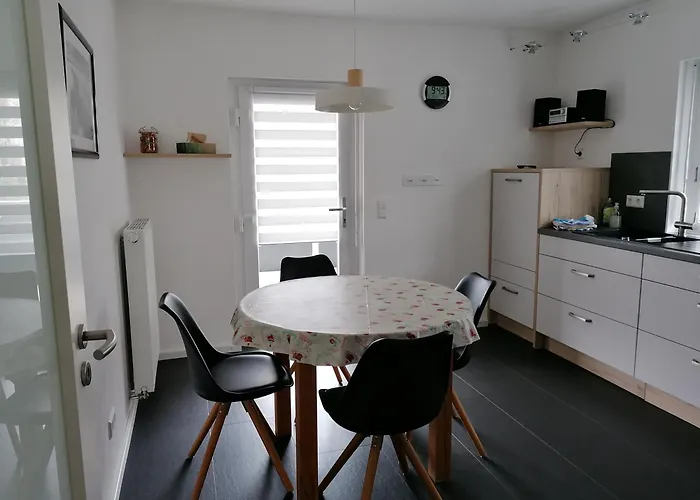 In Mit Grossem Balkon * Teningen